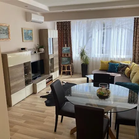 Luxury Family Apartmán Burgas City