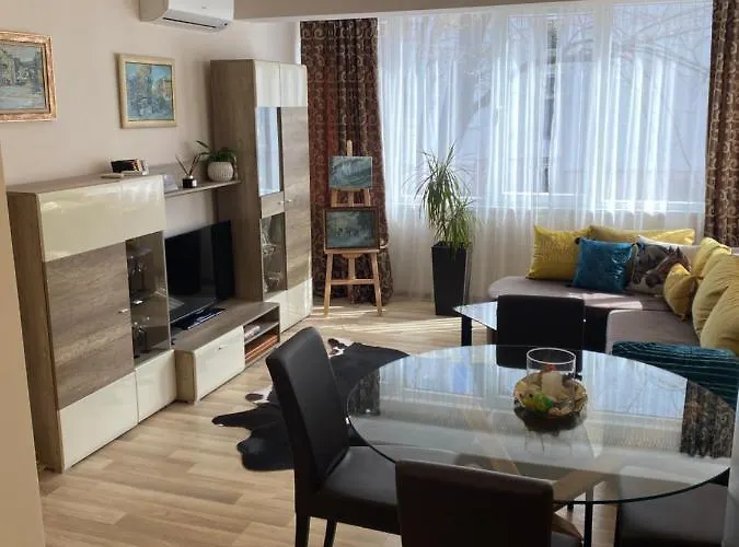Luxury Family Apartment Burgas City