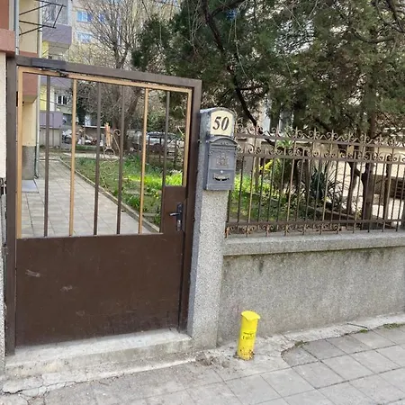 Luxury Family Apartment Burgas City